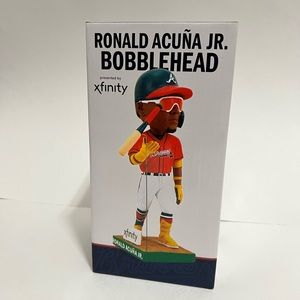 Ronald Acuña Jr. Bat Flip Bobblehead | Atlanta BRAVES